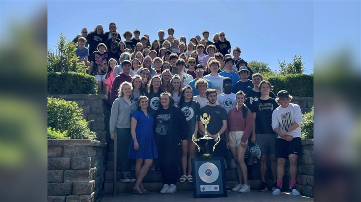 Twitter/@14KShowBand