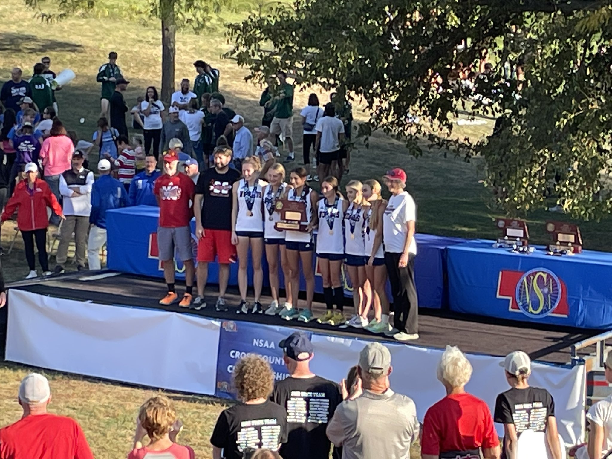 Gering's Seiler, Norris Girls Claim Class B Cross Country Titles ...