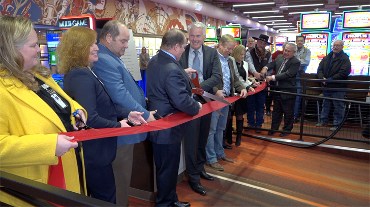 Hundreds attend grand opening for temporary Grand Island Casino Resort facility - Vimarsana News