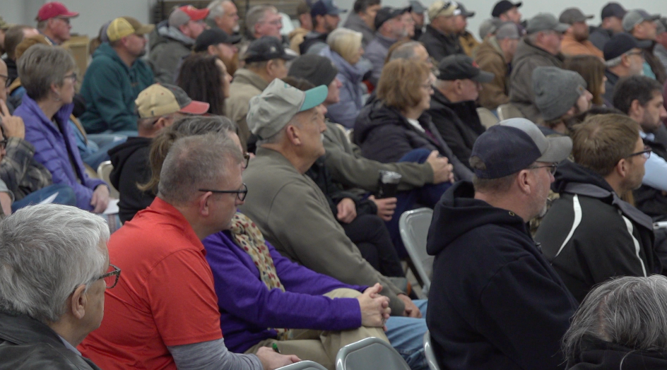 Kearney County residents voice concerns over potential wind turbines at public meeting